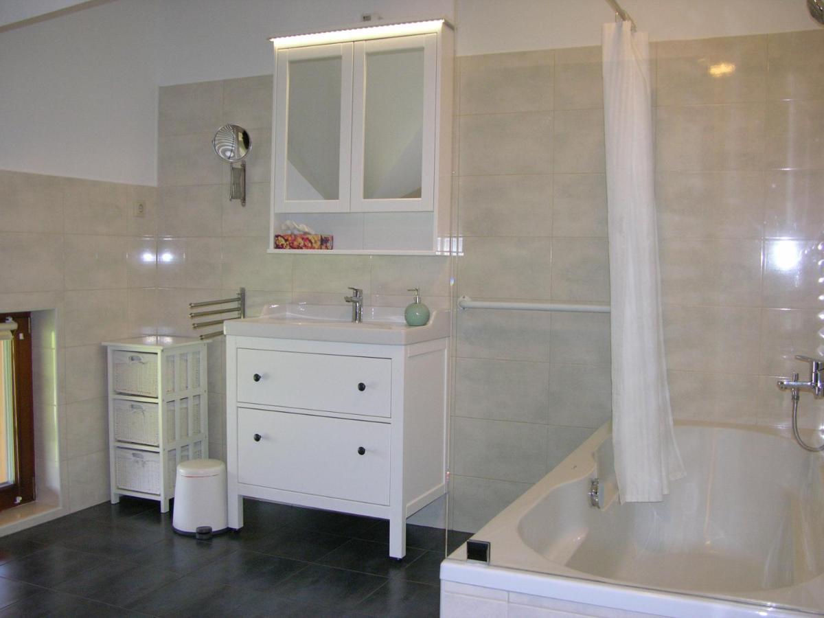 Haus Edelgruen Apartment Тауплиц Екстериор снимка